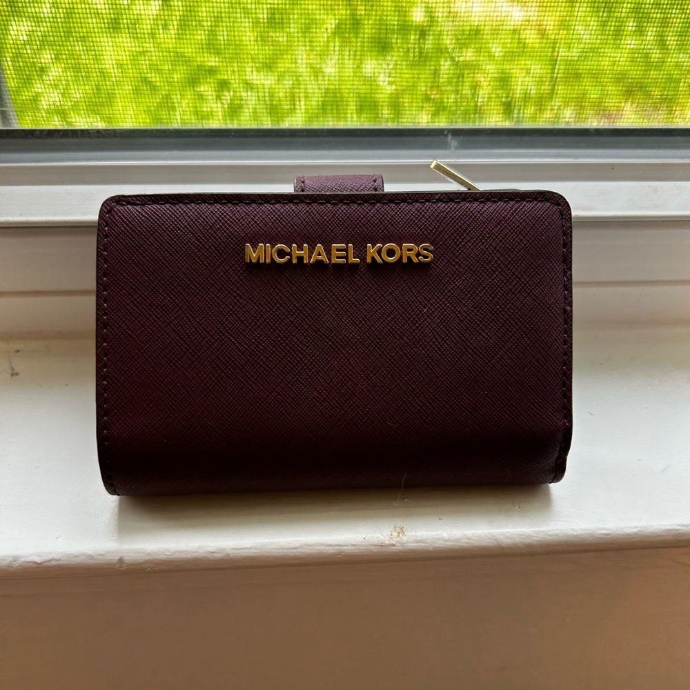 Micheal Kors wallet